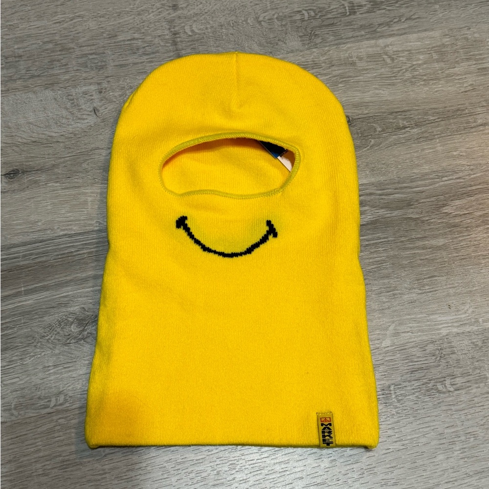 Market smiley balaclava